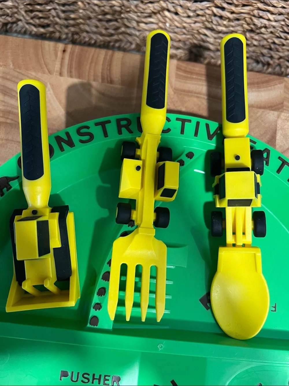 Constructive Eating Construction Site Kids Plate Set